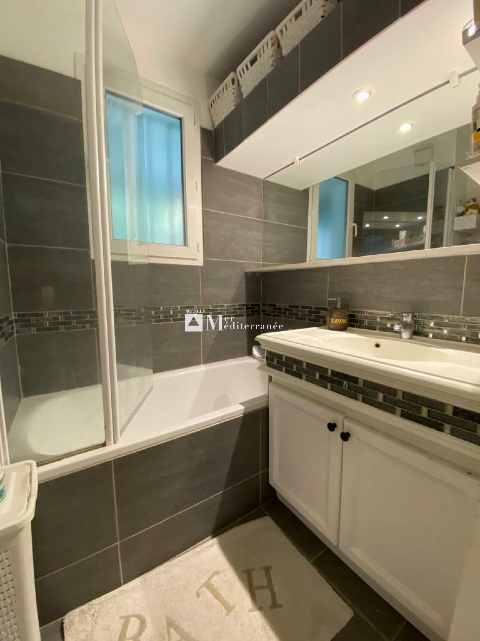 Image_, Appartement, Grimaud, ref :2381
